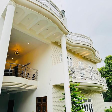 Anandmai Ghar - A Homestay In Gwalior Εξωτερικό φωτογραφία