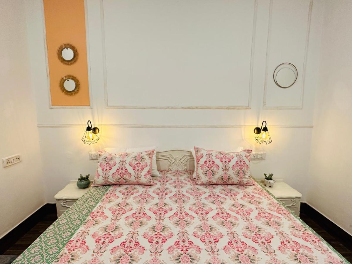 Anandmai Ghar - A Homestay In Gwalior Εξωτερικό φωτογραφία